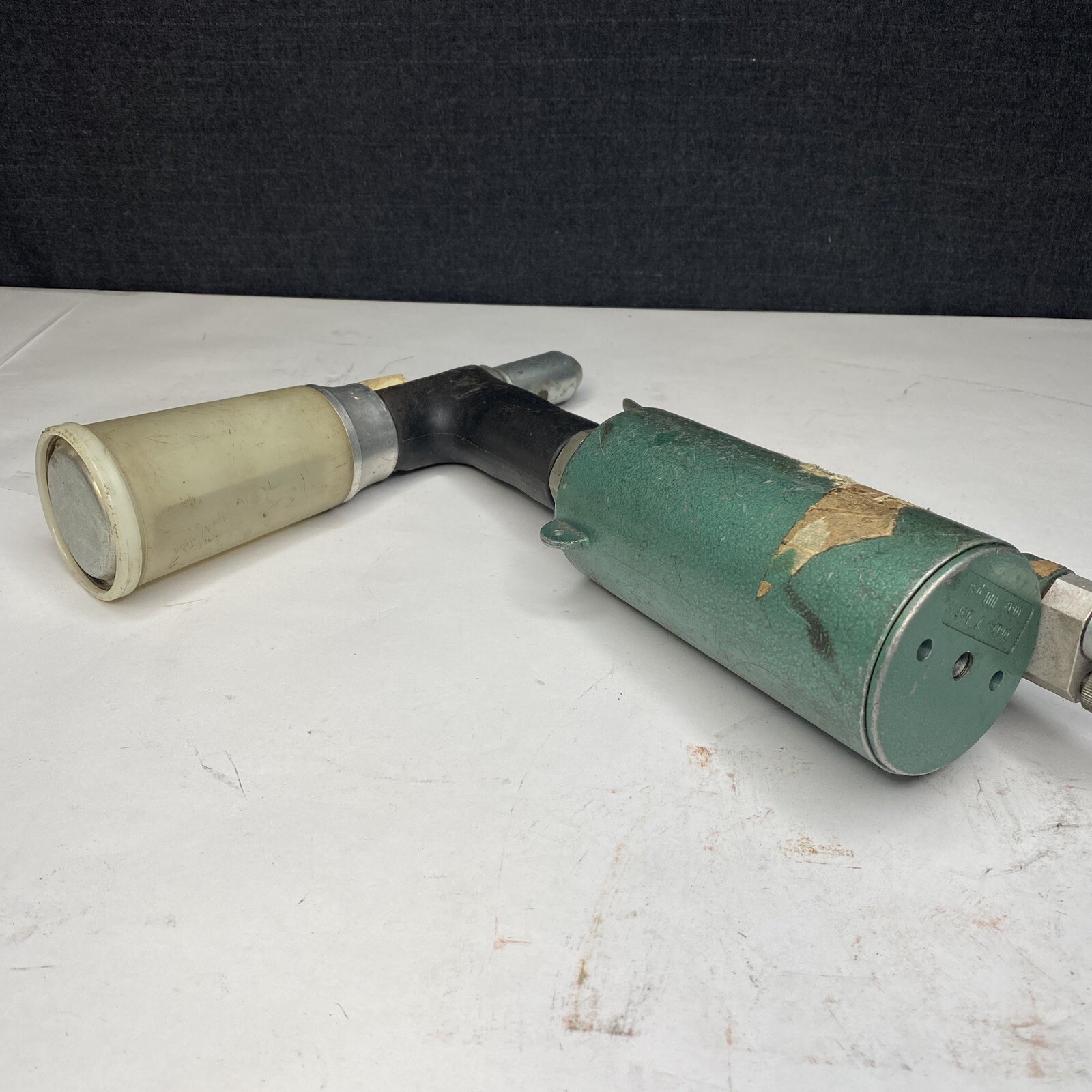 Gesipa PH2 100PSI Max Pneumatic Riveting Tool - TESTED