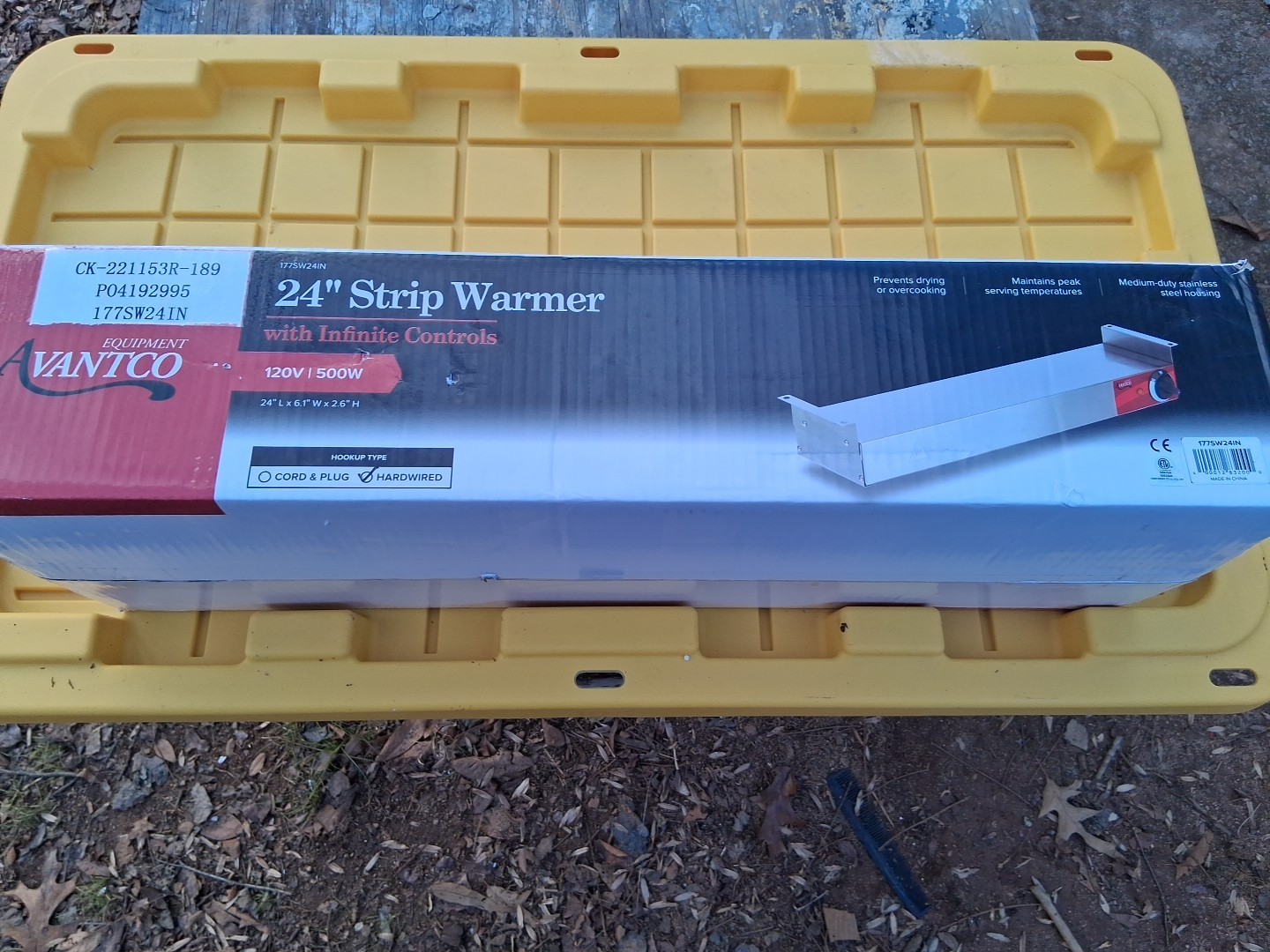 Avantco 177SW24IN Strip Warmer