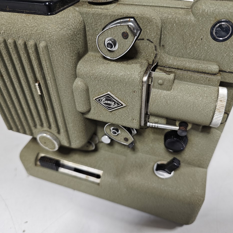 Eumig Wien Type P8 Projector - For Parts or Repair, Untested