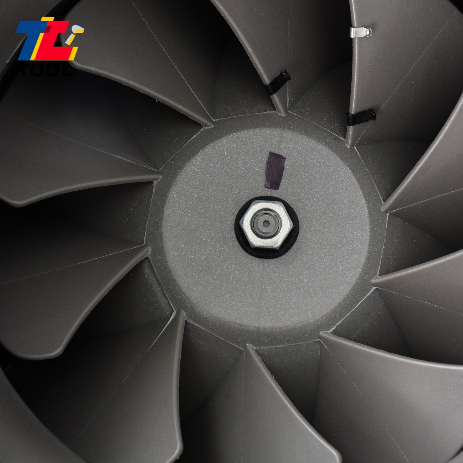8" Inline Duct Fan 807 CFM with EC Motor & Temperature Humidity Smart Controller