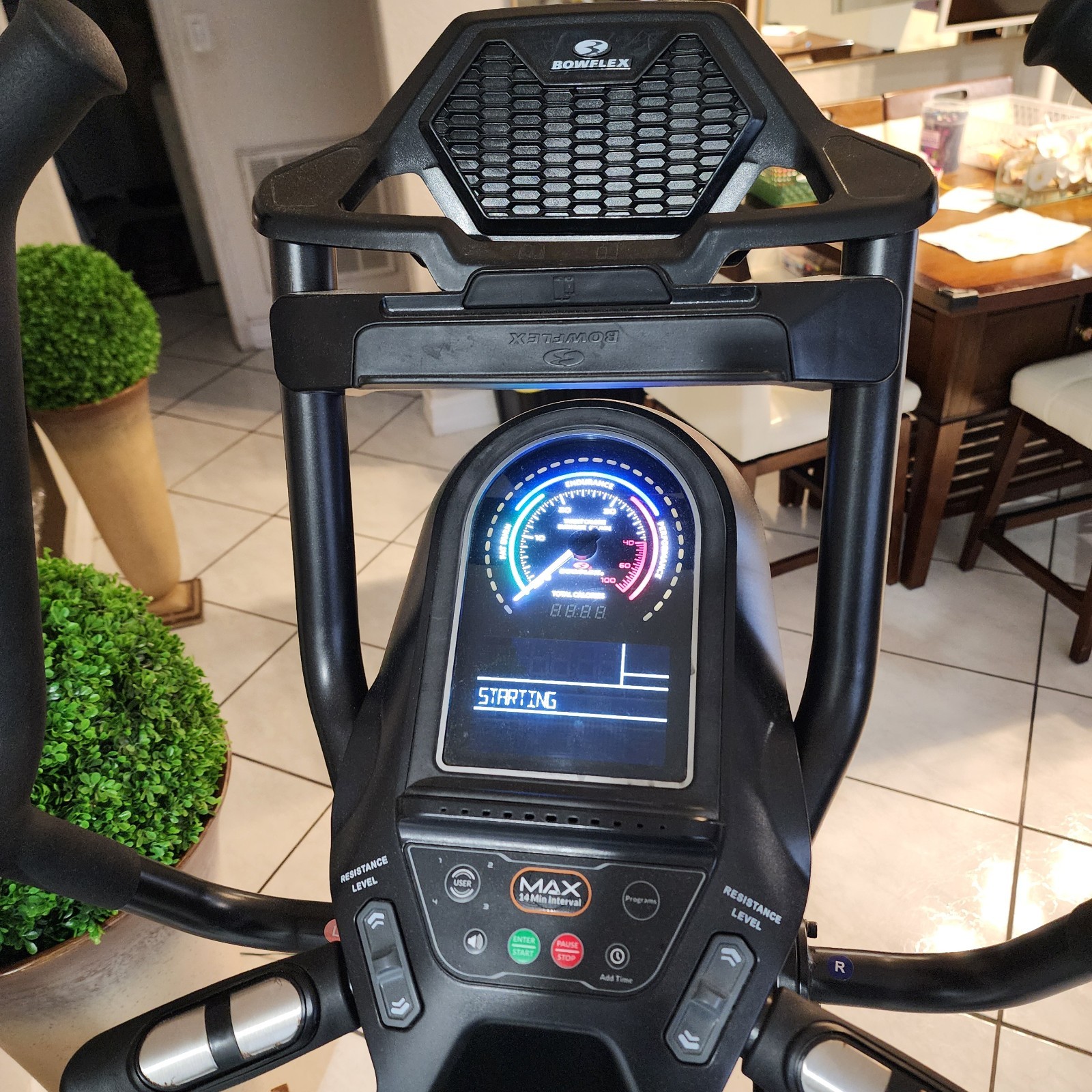 BowFlex Max Trainer M8