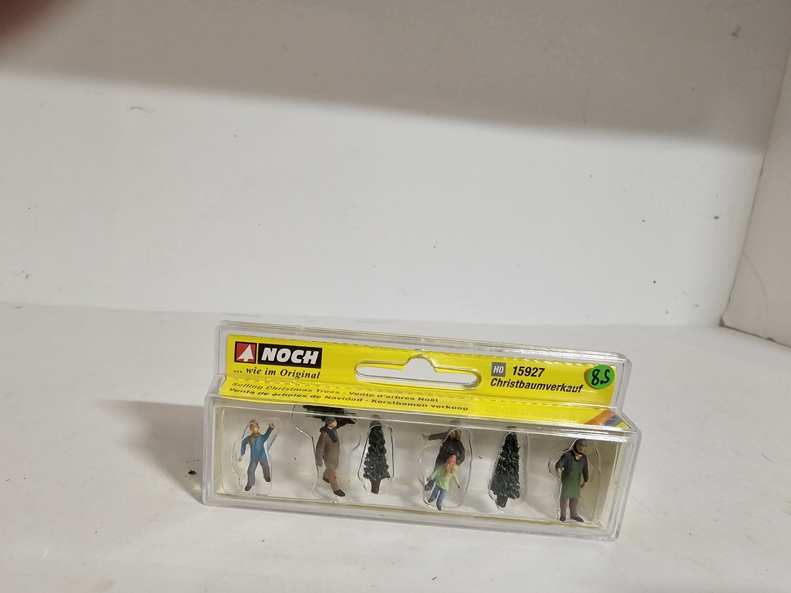 Noch Selling Xmas Trees 15927 HO Scale
