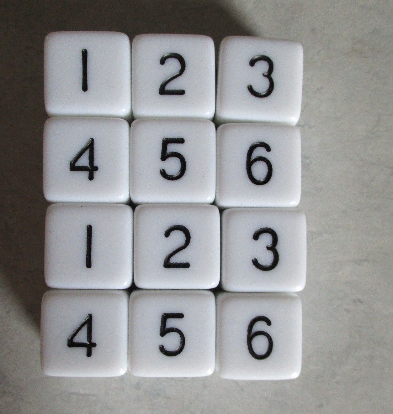 NEW White Set of 12 d6 Numeral 16mm