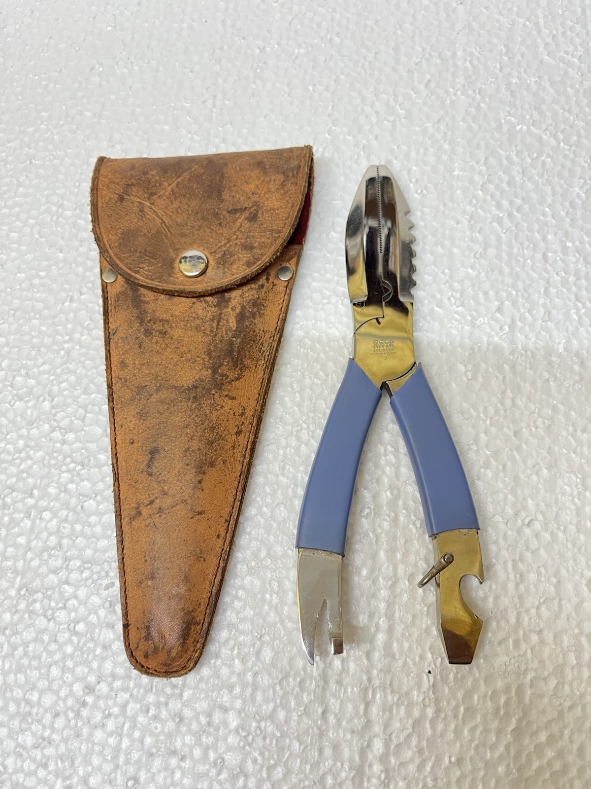 Multi tool Solingen Western Germany with sheath DGBM