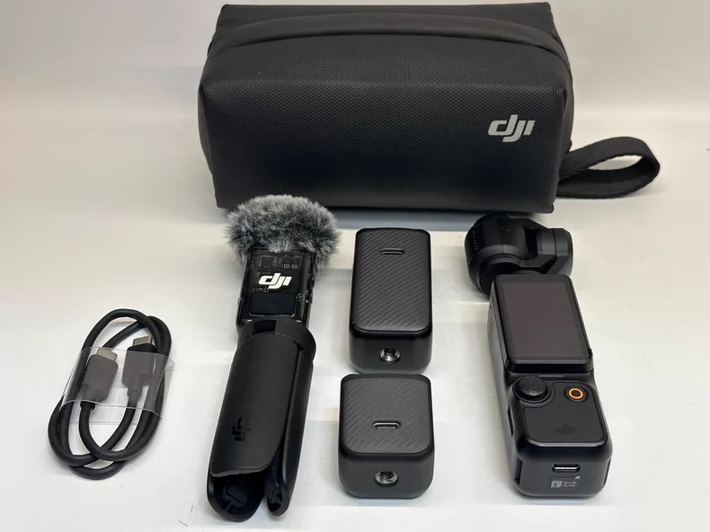 DJI Osmo Pocket 3 Creator Combo Full set of official accessories - 99%New