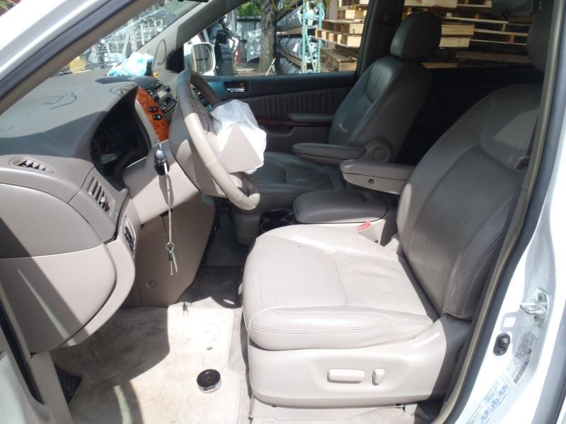 Back Door Multiplex Network Control Module Fits 2004-2010 Toyota Sienna 82333