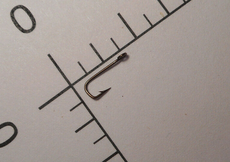 100 MUSTAD & SON #14 FLY TYING HOLLOW POINT SNECK HOOKS RINGED BRONZED 3851