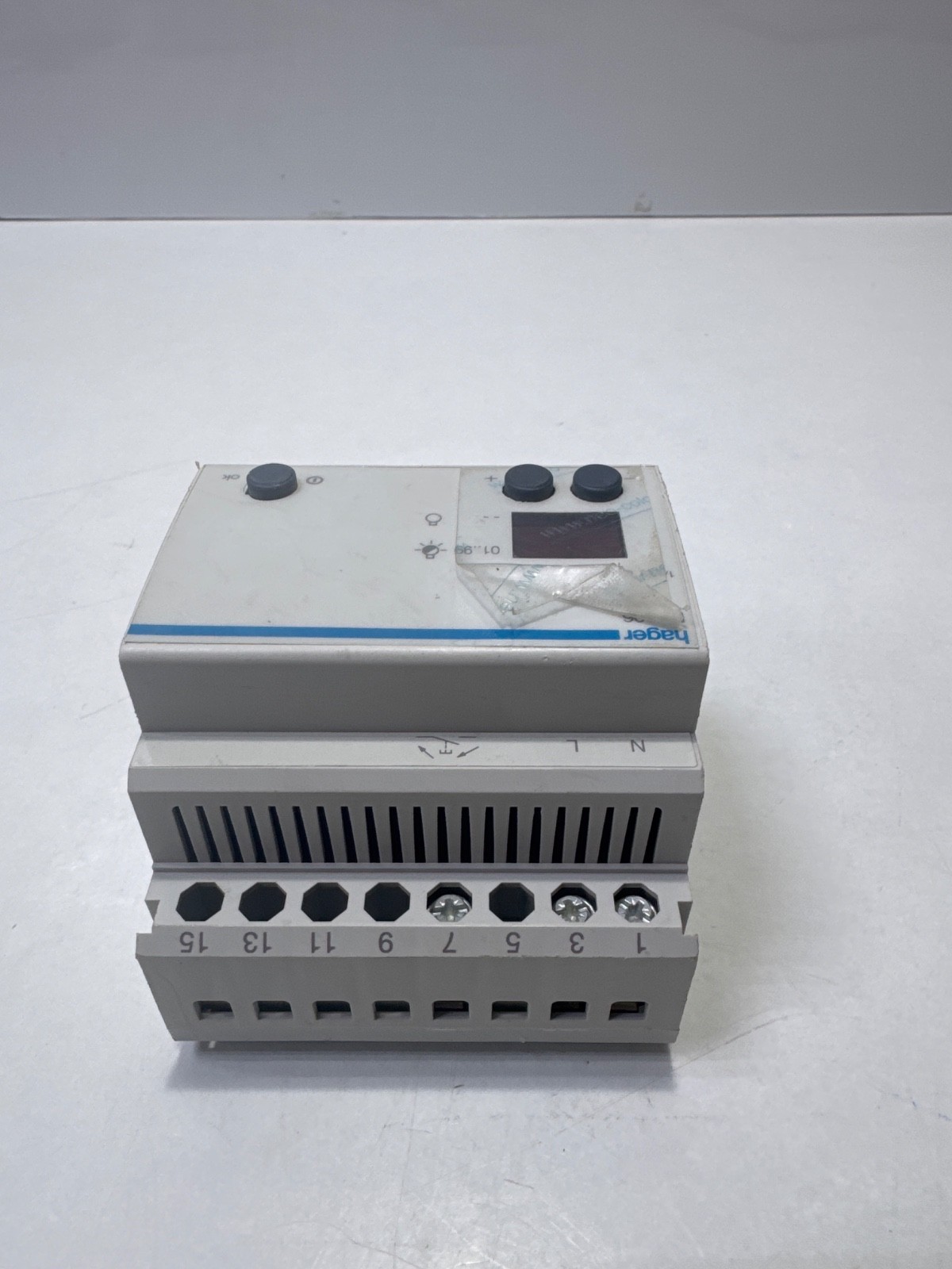 HAGER EV106 REMOTE CONTROL UNIT