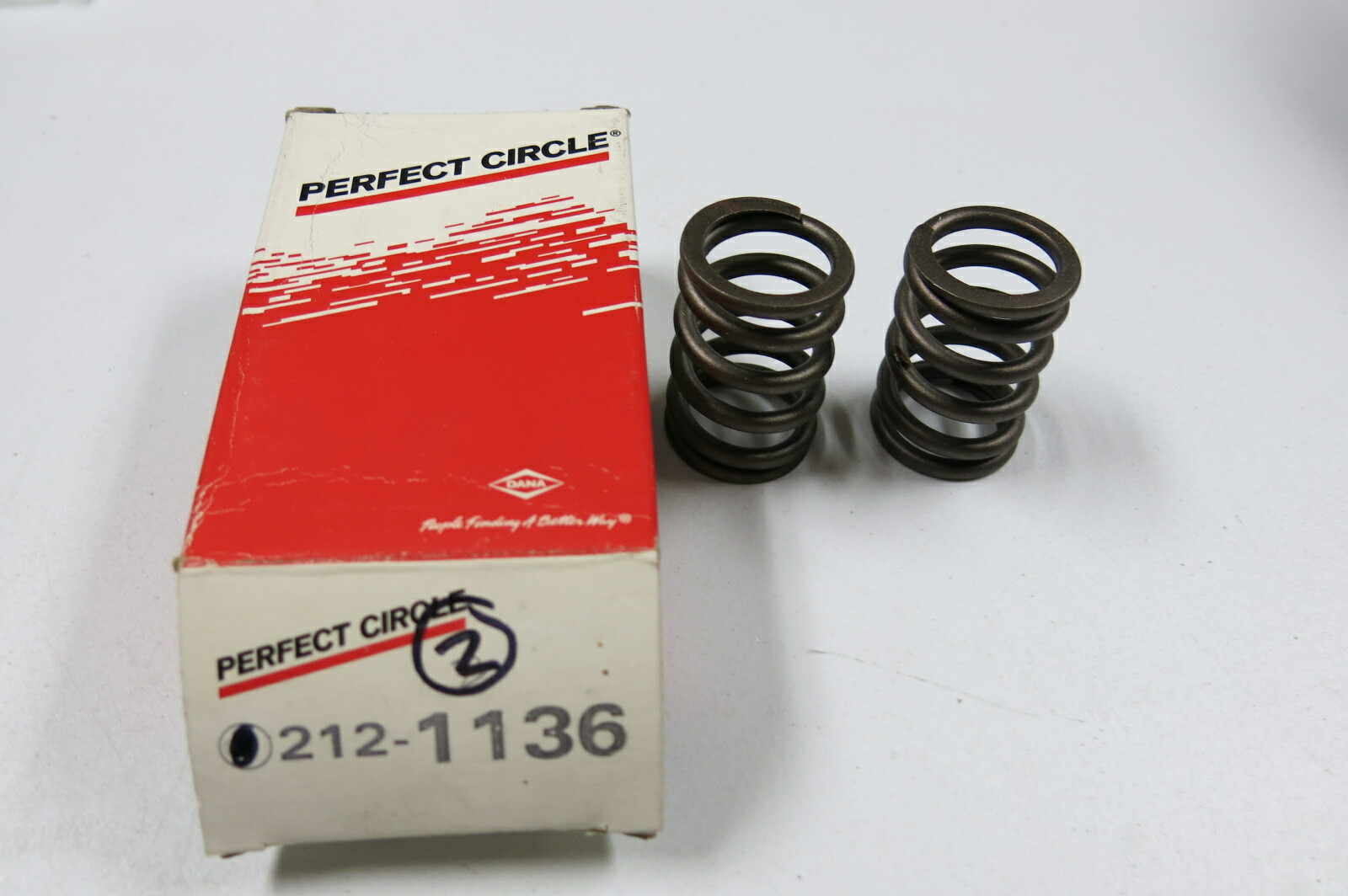 Perfect Circle 2121136 Valve Springs for Ford 1965-83 - 2 Pcs