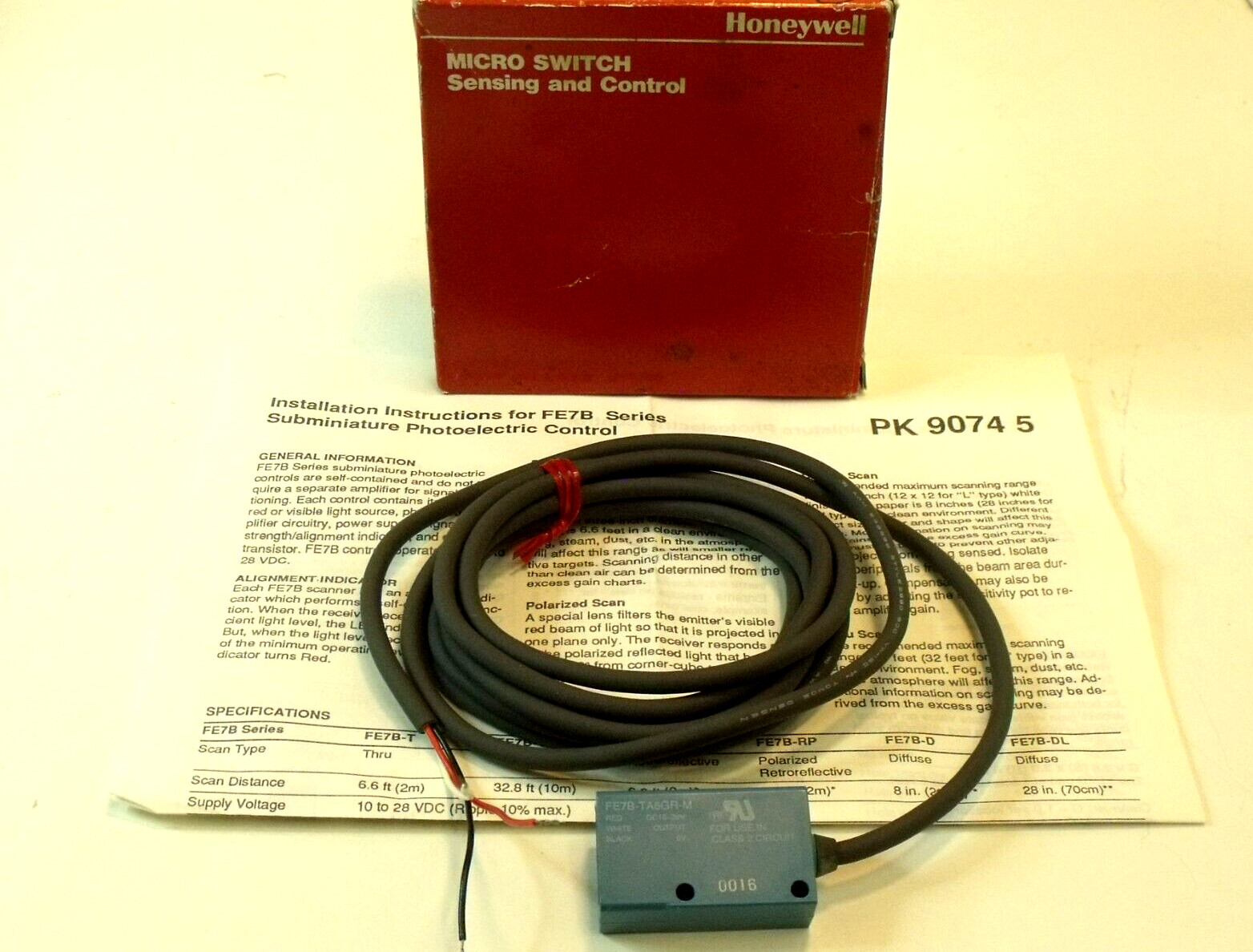 NIB Honeywell / Micro Switch FE7B-TA6GR-M DC Photoelectric Receiver:  NPN, D.O.