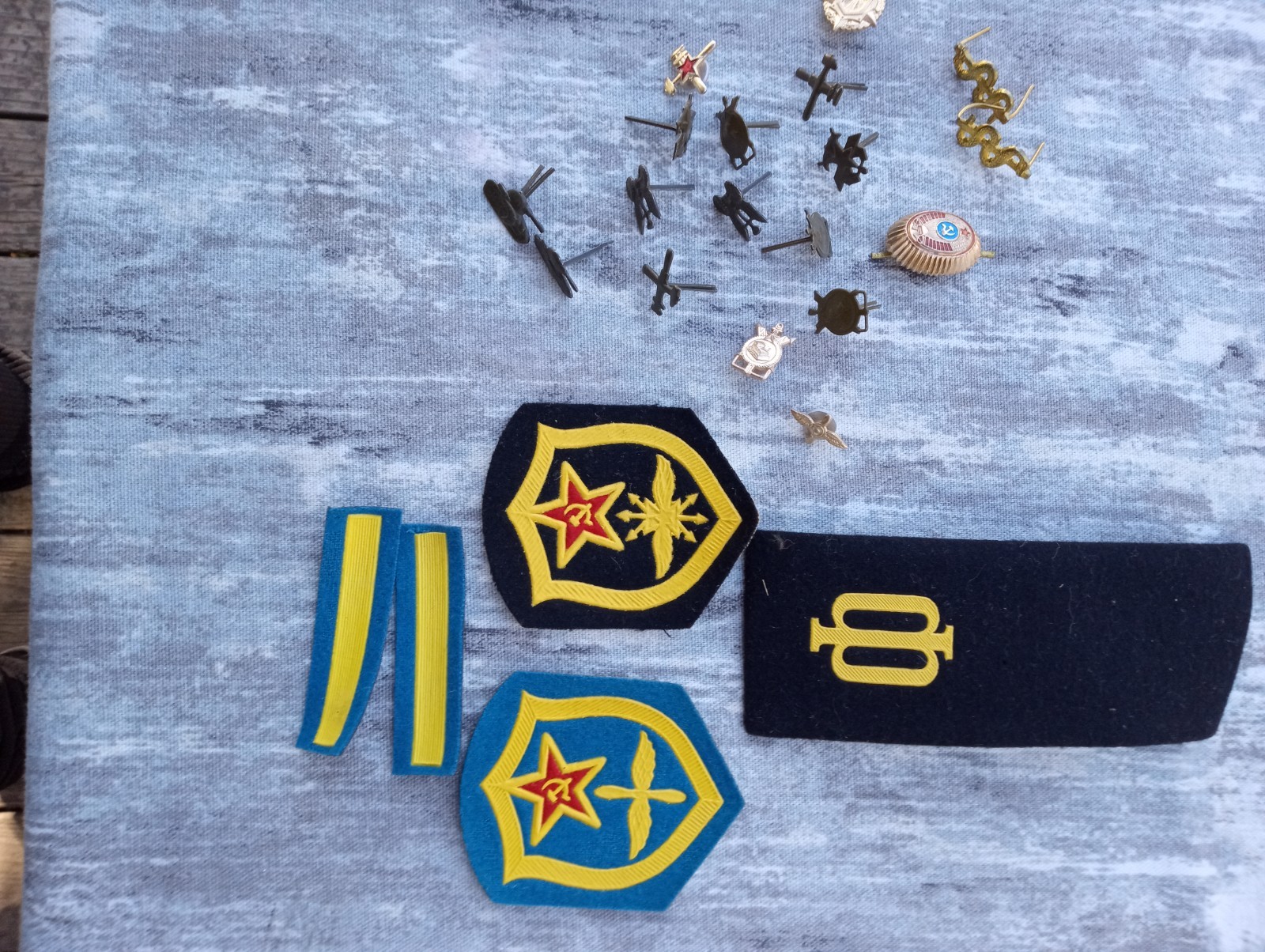 Russian Military Signias (Mixed Bag)