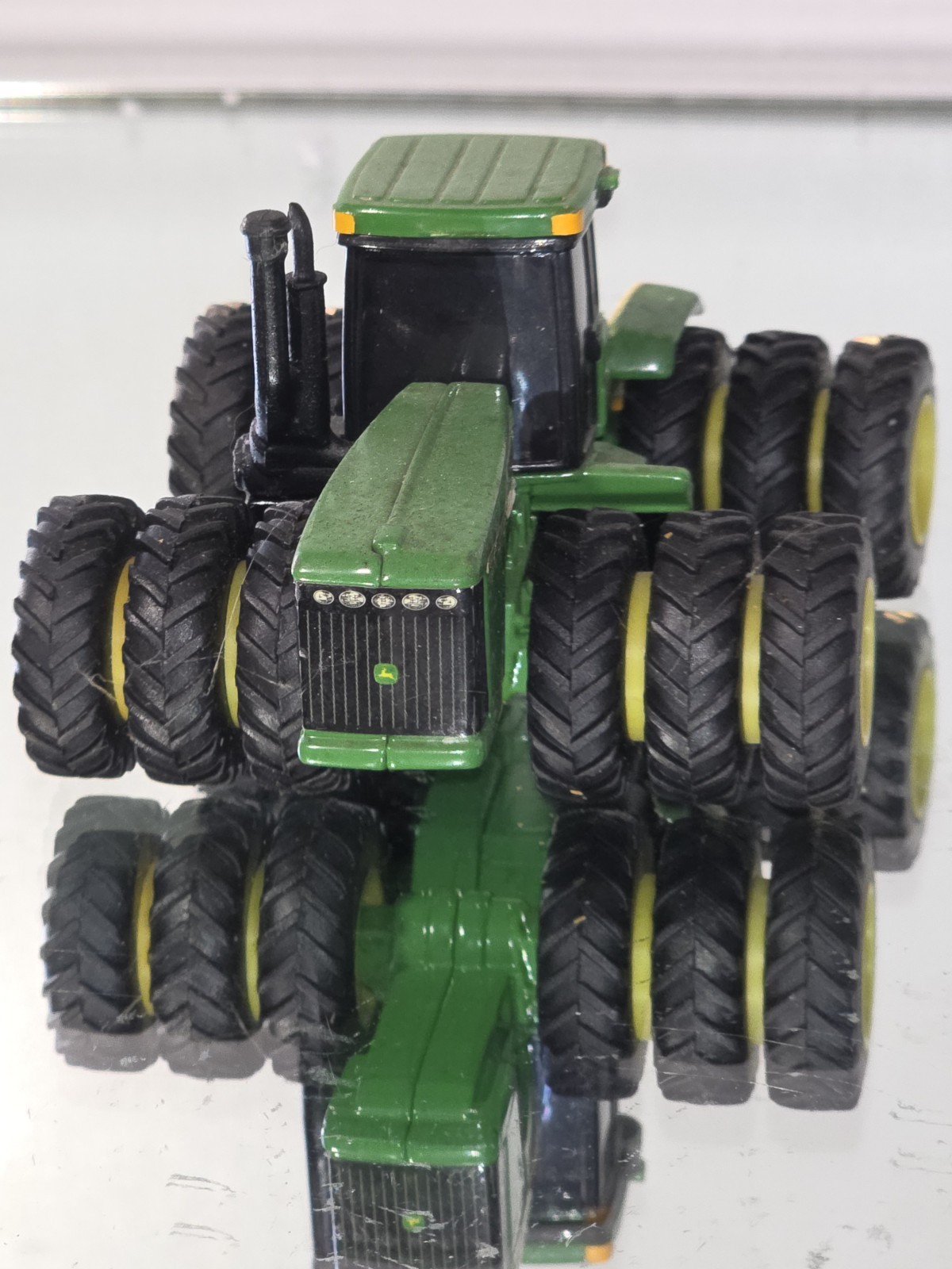 ERTL John Deere 9420 4WD Tractor with All Around Triples 1/64 Diecast 15222