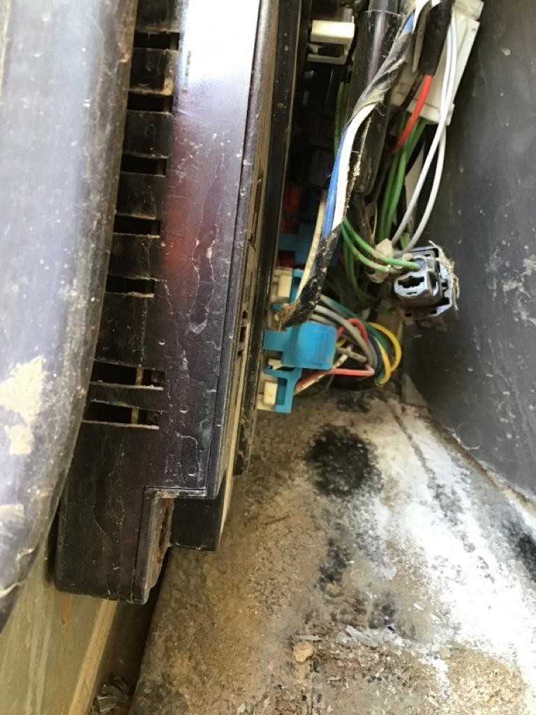 Replaces 4044470C5 2018 INTERNATIONAL 4300 CHASSIS CONTROL MODULE (CCM) ,  OH