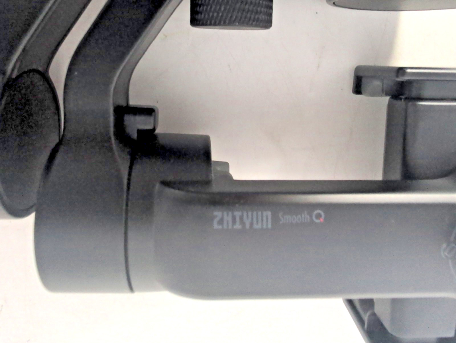 Zhiyun Smooth-Q Smartphone Gimbal with case