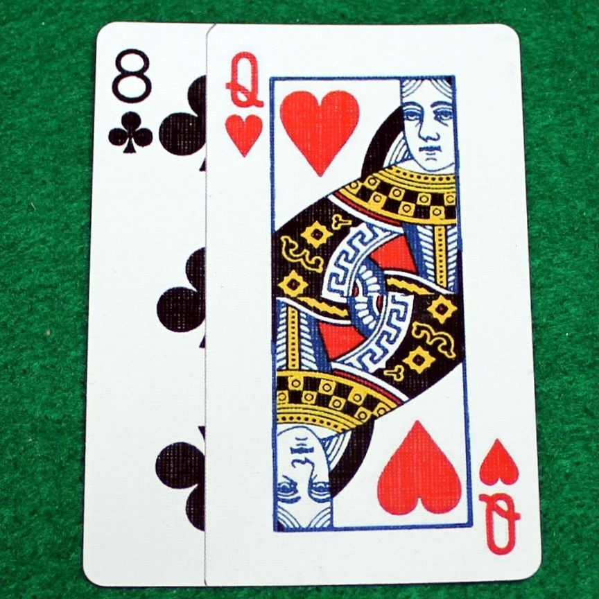 Queen of Hearts Overlapping 8 Clubs, Bicycle Printed Gaff Card, Red