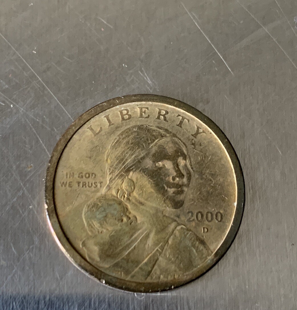 2000 D Sacagawea One Dollar Coin US Liberty Gold Color E Pluribus Unum