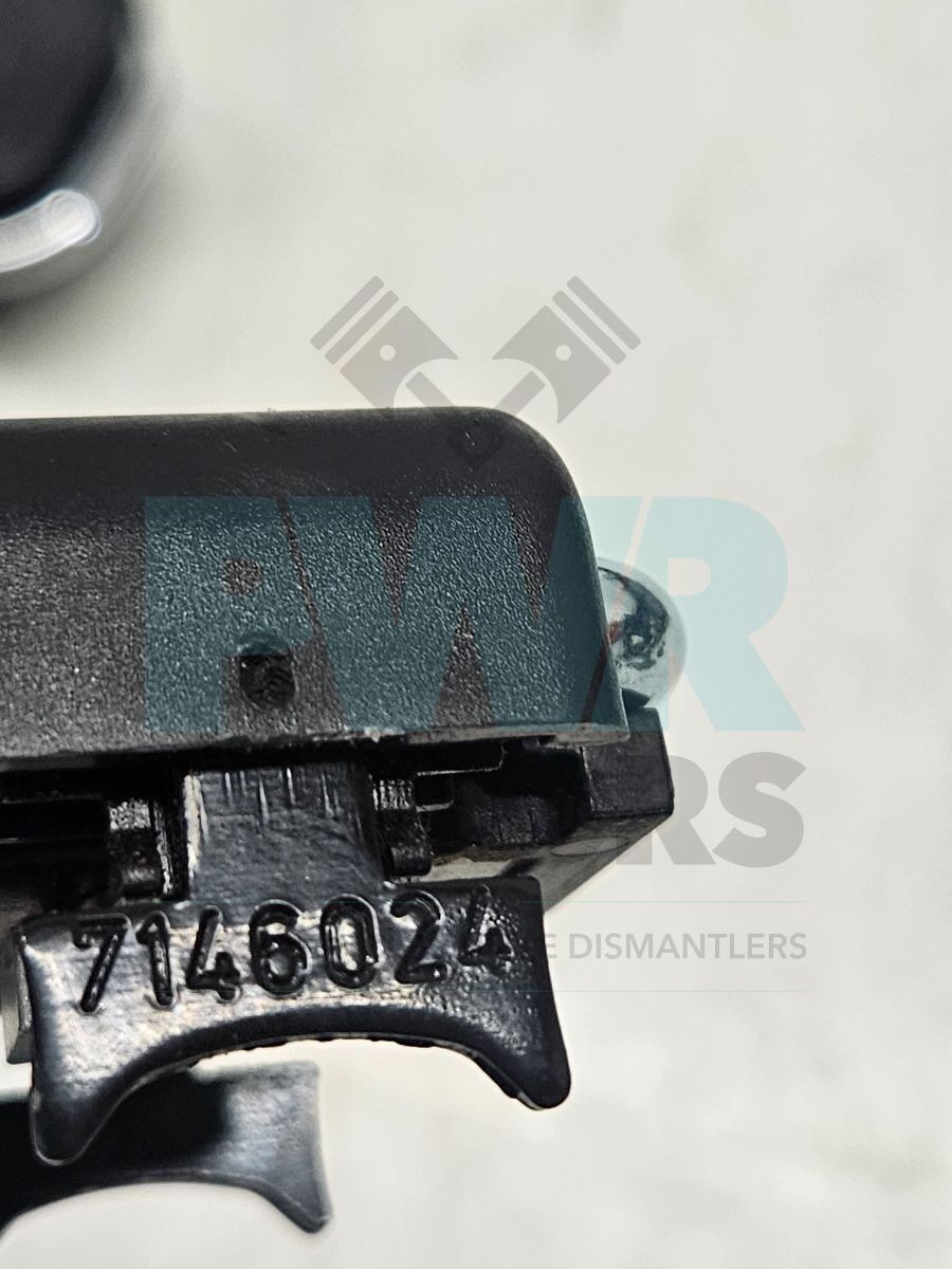 BMW X5 X6 E70 E71 Boot Floor Tie Down Lashing Eye 7146024