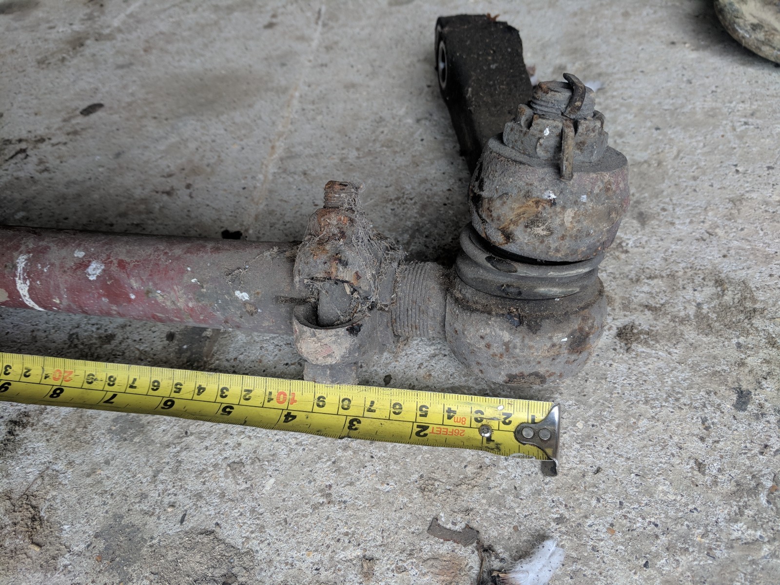 TIE ROD WITH BOTH ENDS IN TACT REMOVED FROM 75-E-170