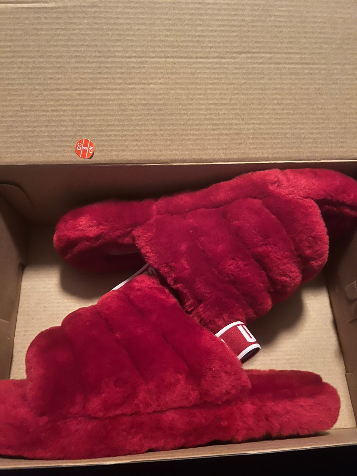 Uggs Red Fluffy Yeah Slides (size 6)