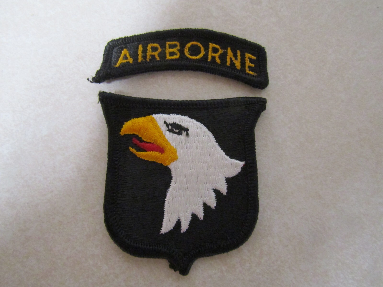 PATCH SET OLD ORIGNIAL 101ST AIRBORNE DIVISION & GOLD BLACK TAB SEW ON COLORED