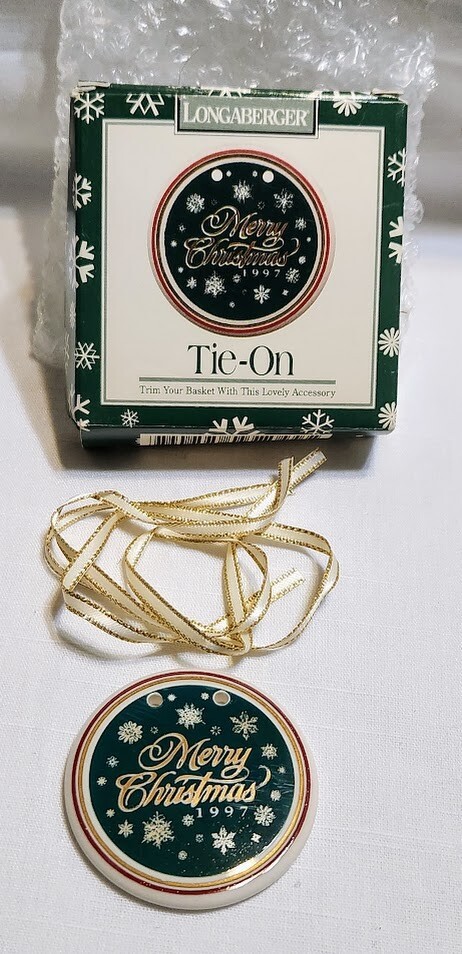 Longaberger 1997 Merry Christmas Basket Tie On - NIB - #34738