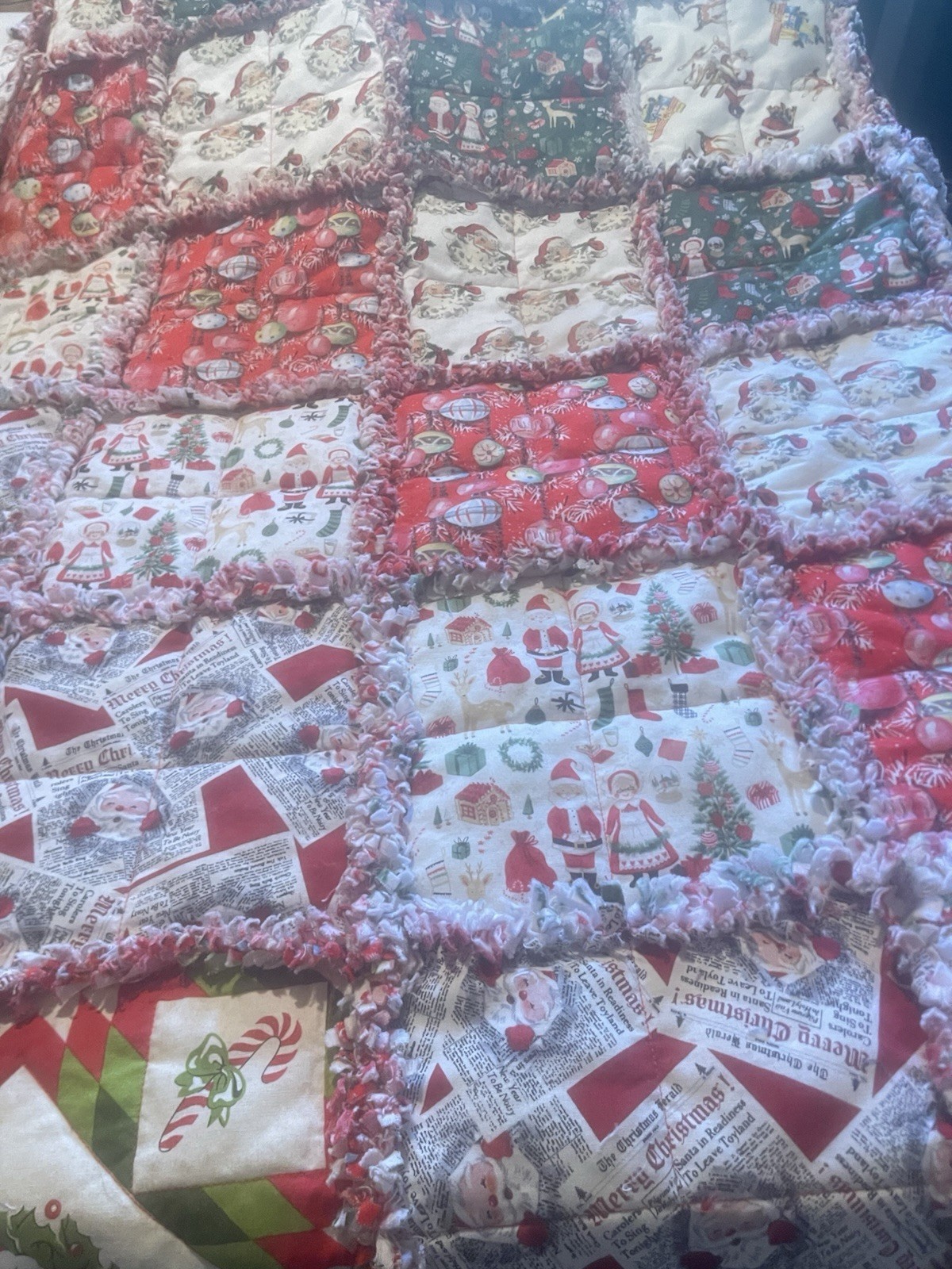Mr and Mrs Claus Rag Quilt