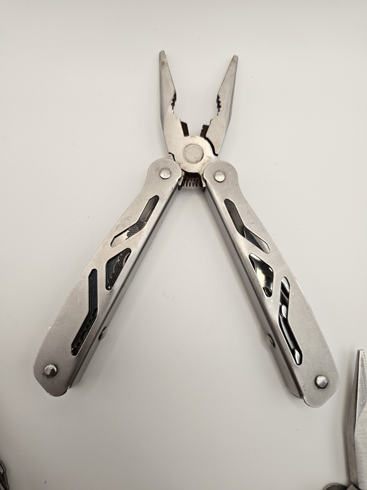 Lot of 6 Multi-Tool Pliers Husky EDC Camping Multitools Assorted Bundle