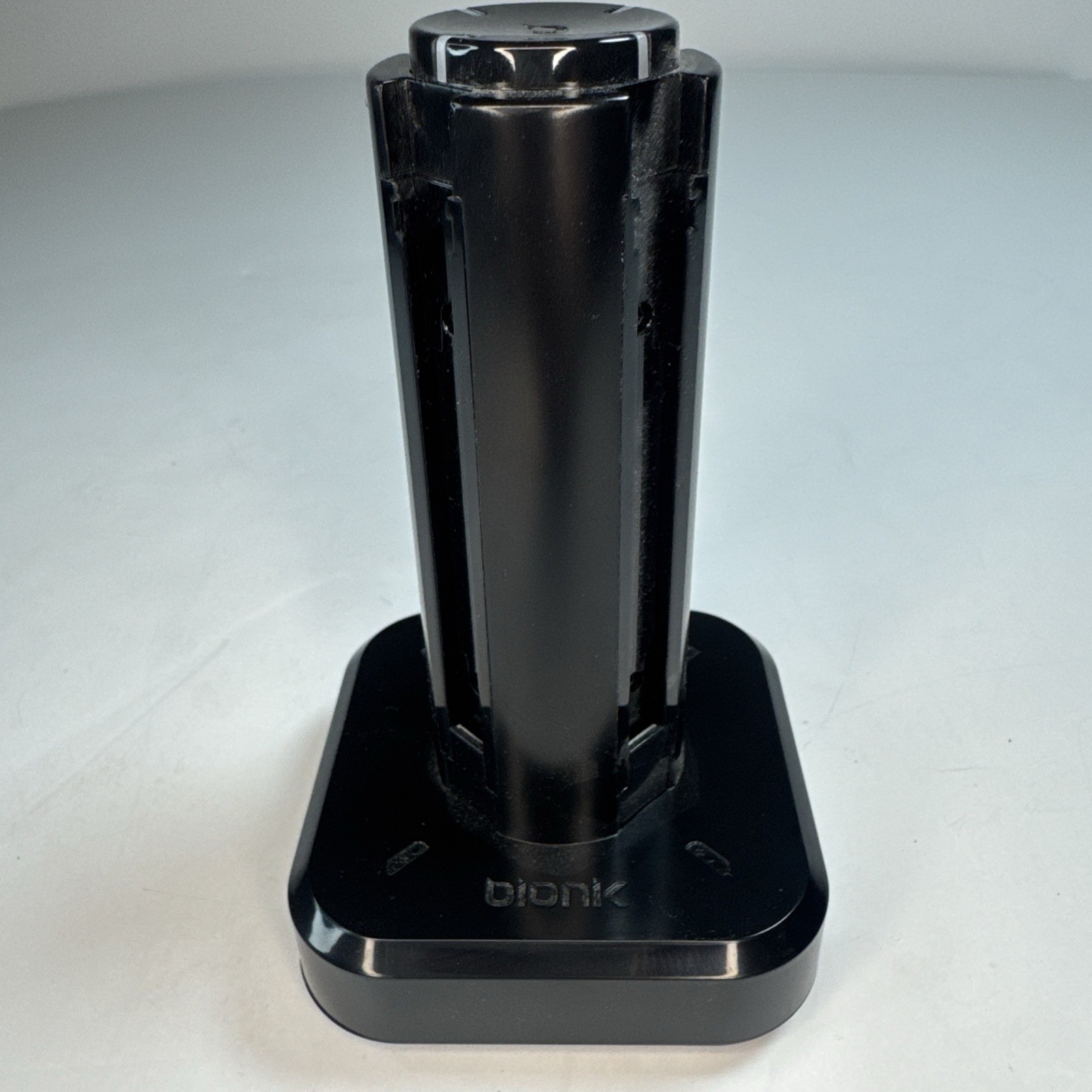 Bionik Tetra Power Quad Port Charging Dock for Nintendo Switch Joy-Con