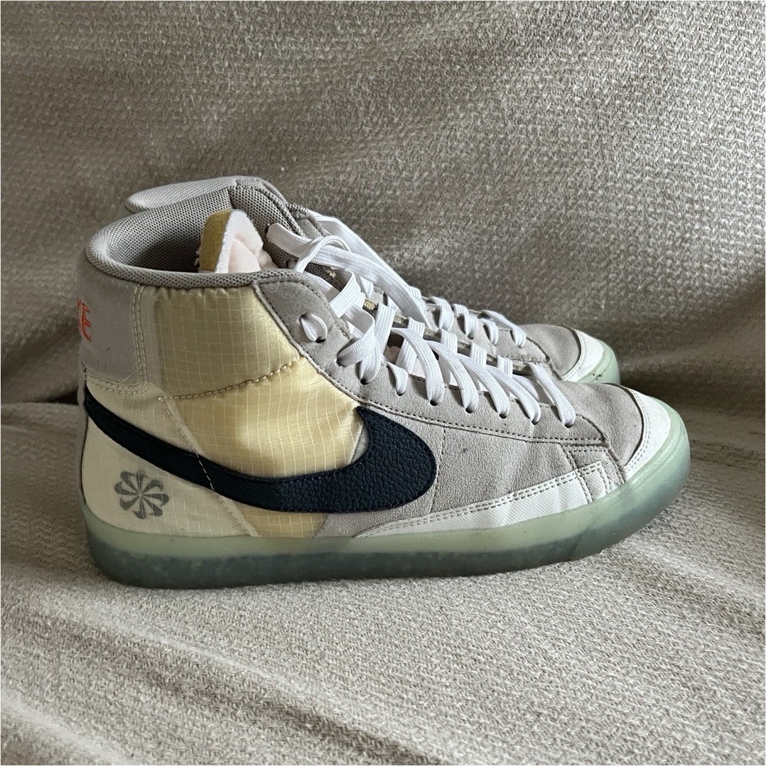 Nike High Top Athletic Sneakers Lace Up Gray/Cream/Navy Colorblock