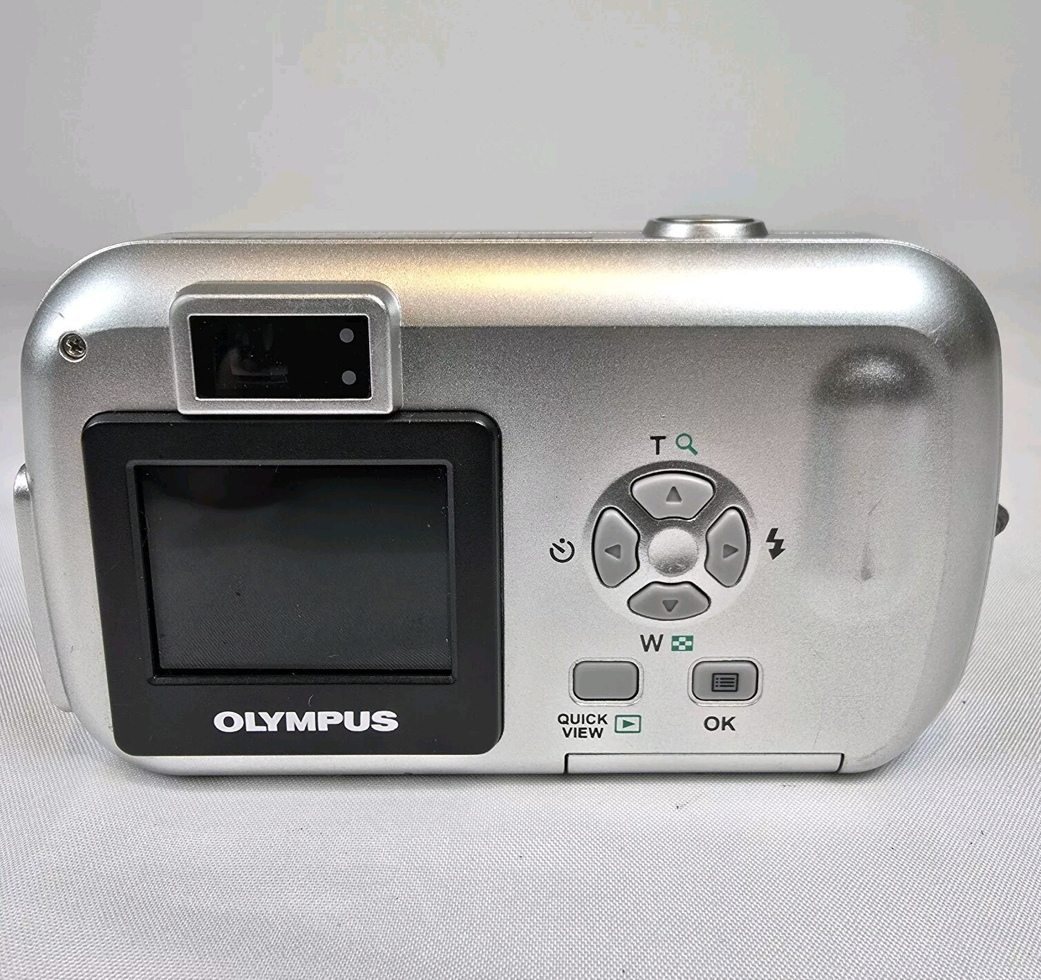 Olympus Digital Camera Camedia C-160 Zoom 3.2MP Silver Good Working Condition