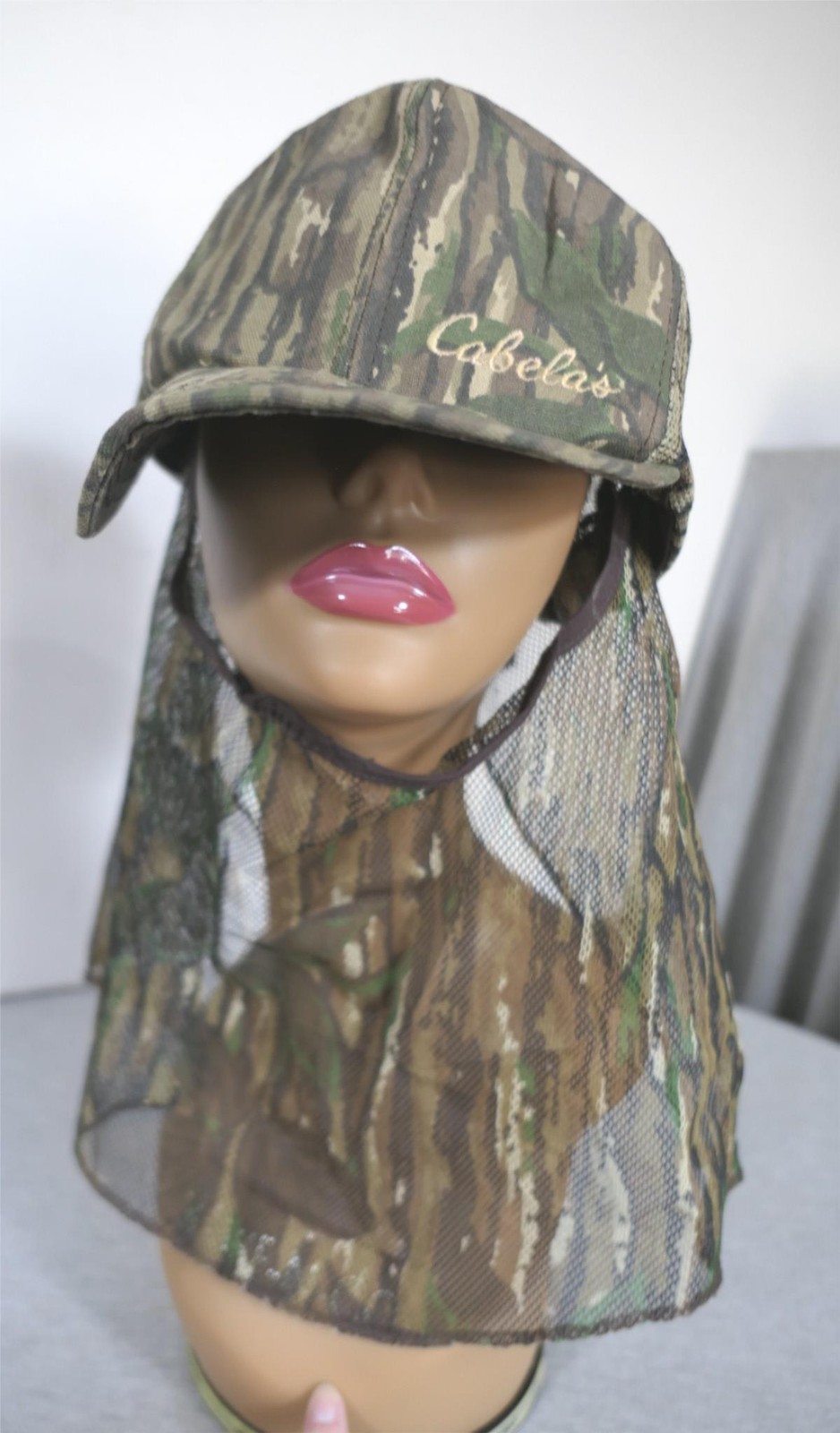 Cabela's Realtree Camouflage Snapback Cap w Mosquito Net Neck Gaiter Face Mask