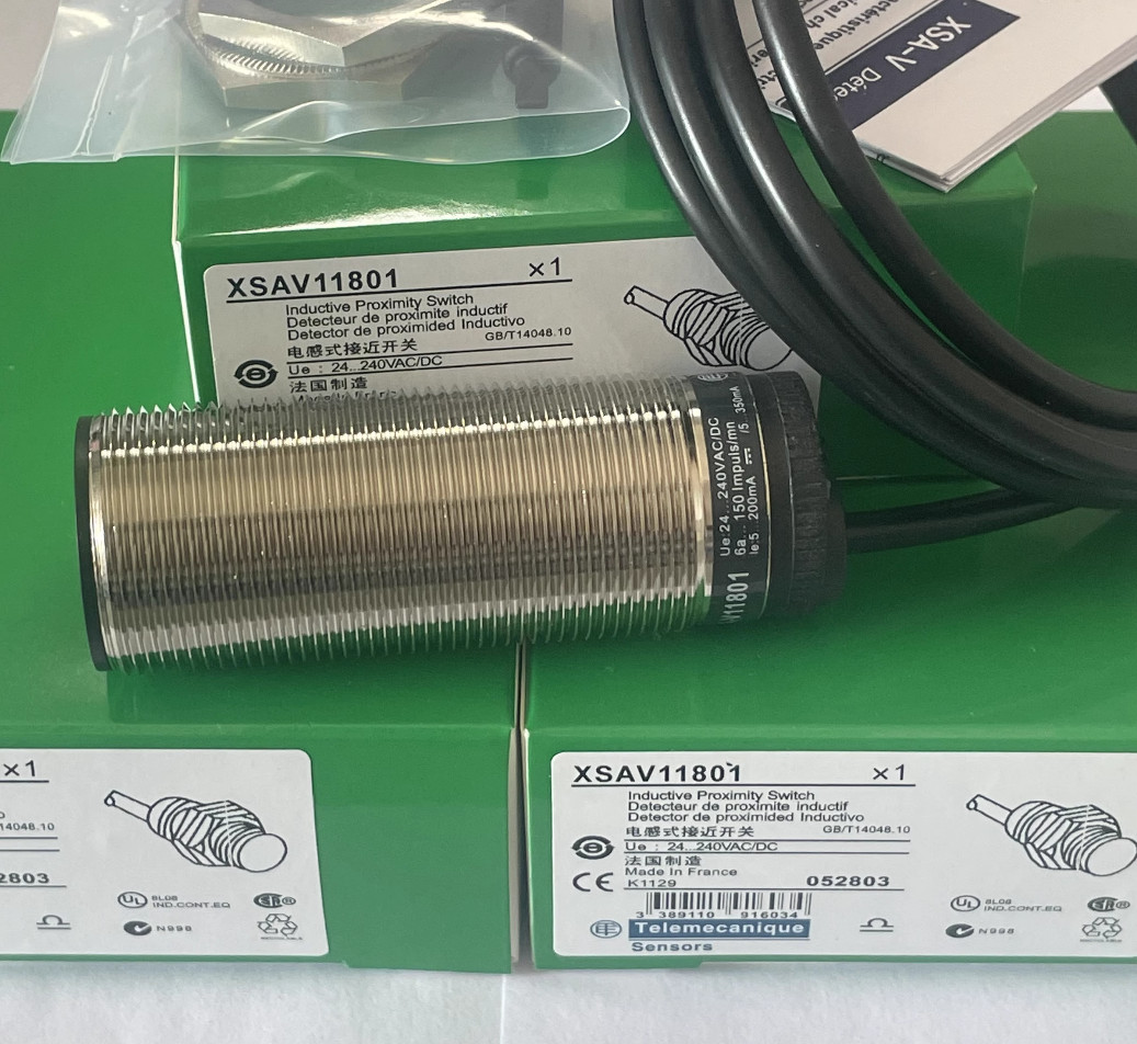 XSAV-11801 Proximity Switch XSAV11801 NEW In Box 1PC 3 month warranty