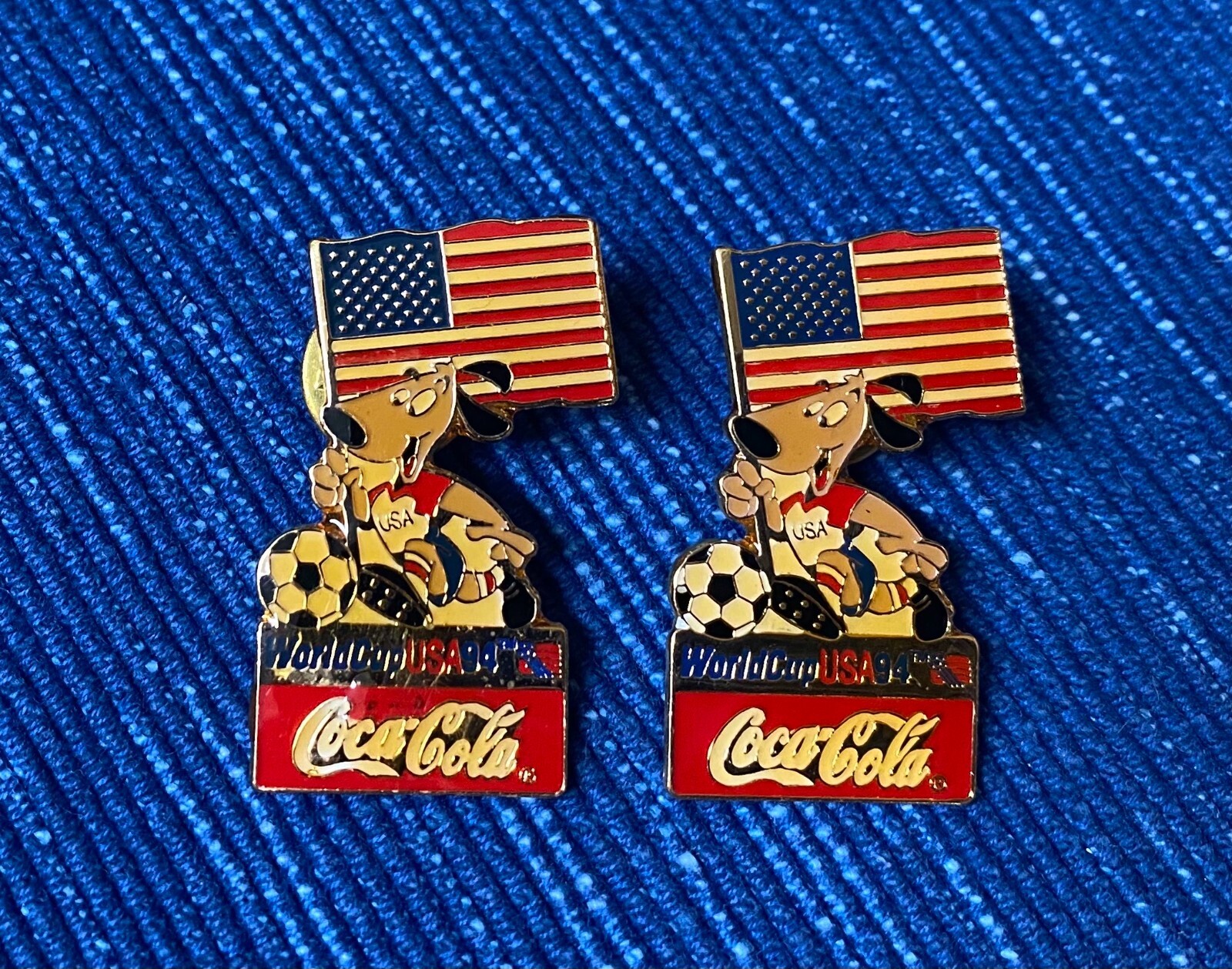 Pair x2 World Cup 1994 USA Coca Cola Pin America Vintage Flag Soccer 21B