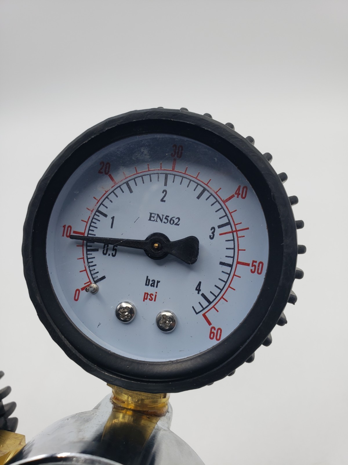 Keg Regulator, Quick Disconnect Co2 Kegerator Regulator with Pressure Adjustment