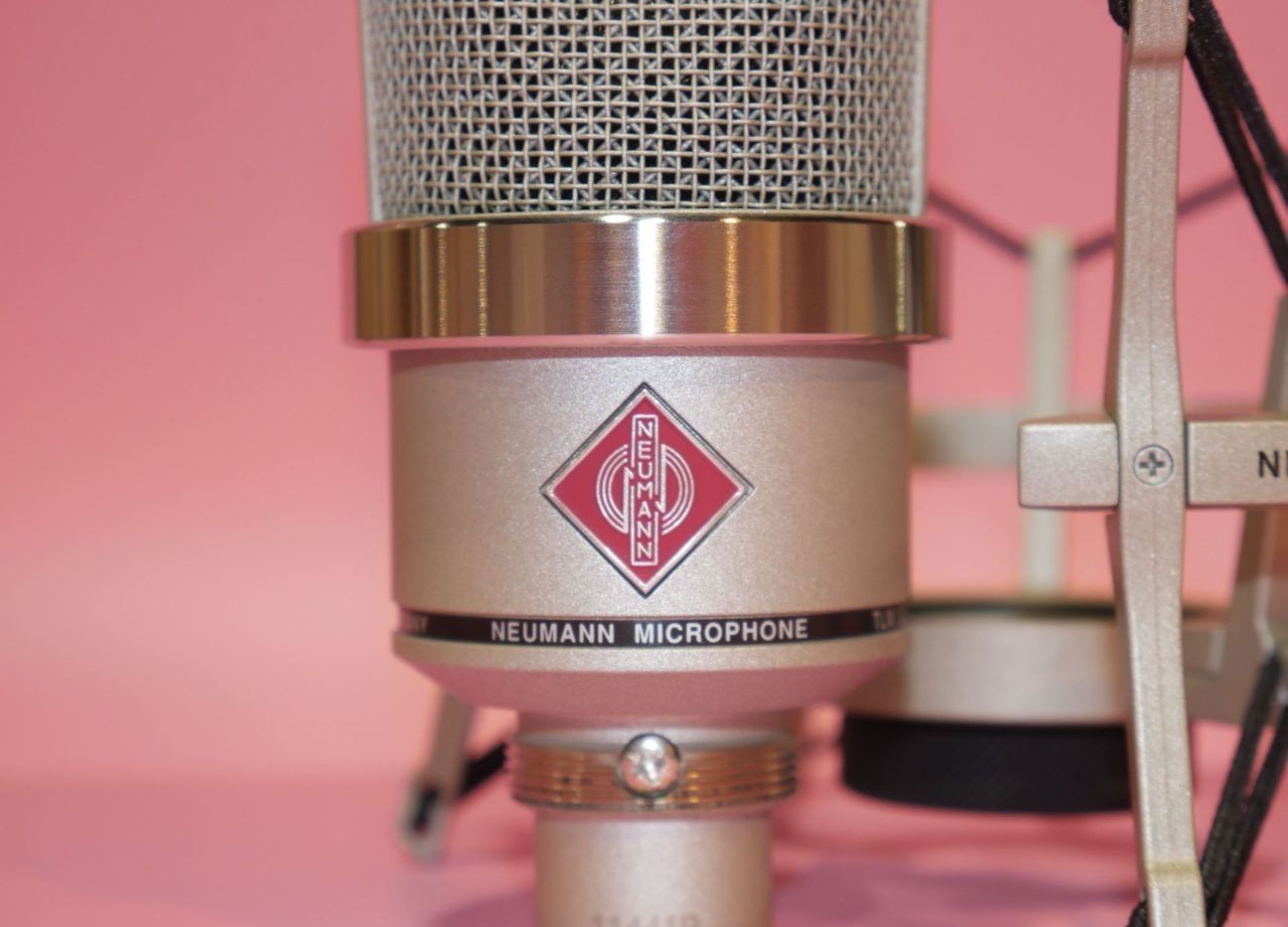 Neumann TLM 102 Studio Set Condenser Microphone