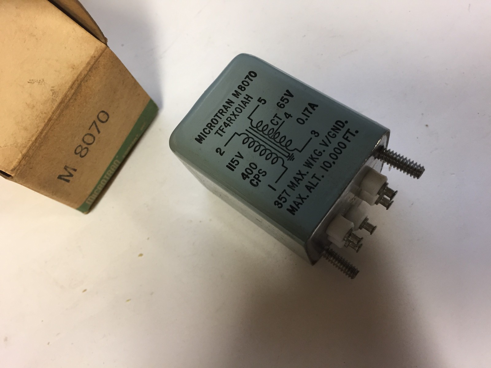 M8070 65CT 400 CPS .17A     MICROTRAN TRANSFORMER NOS