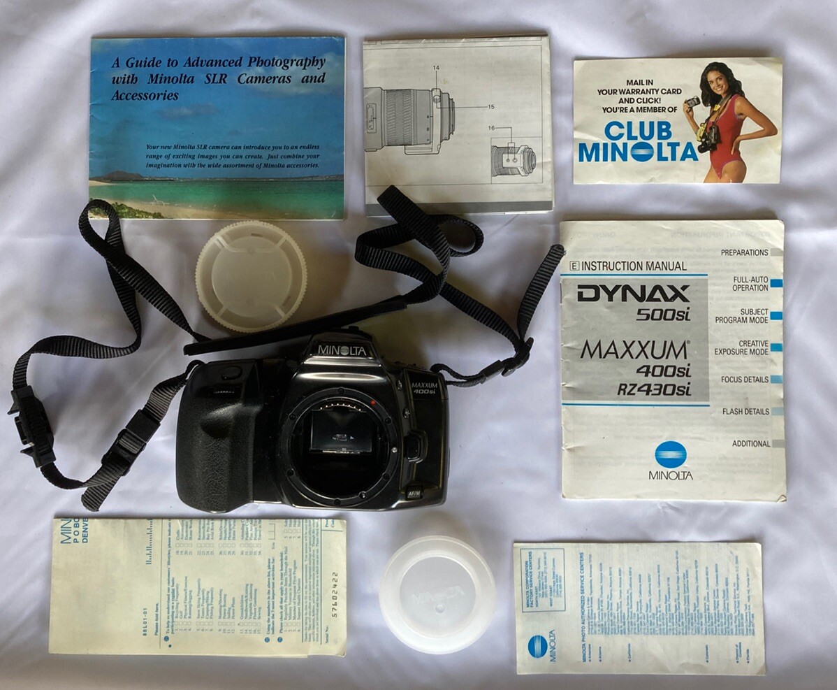 Minolta Maxxum 400si 35mm SLR Film Camera Body Only Z Street Carry Bag & Booklet