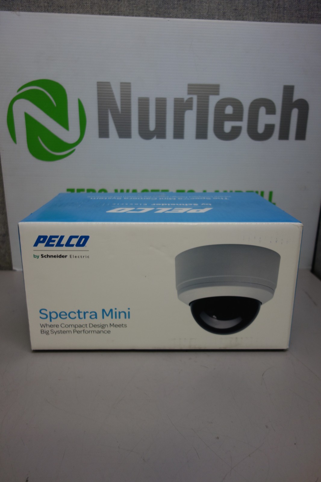 Pelco SD4-W0 Spectra Indoor Dome System Mini 10x PTZ Camera