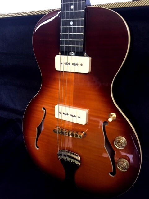 NEW KING "Little Sister" style Hollow Body Electric Guitar w/ P-90's & HARD CASE