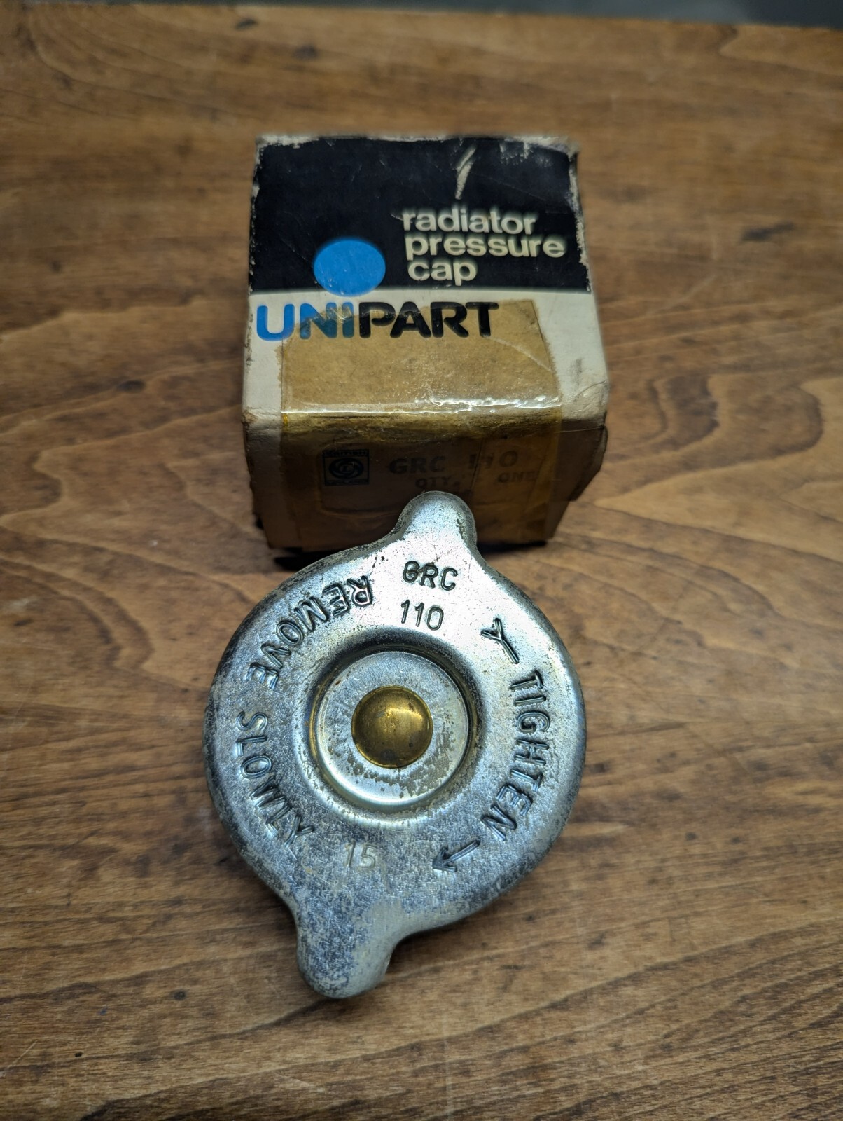 GRC110 Expansion Tank Cap  MG Triumph Mini Rover and more NOS