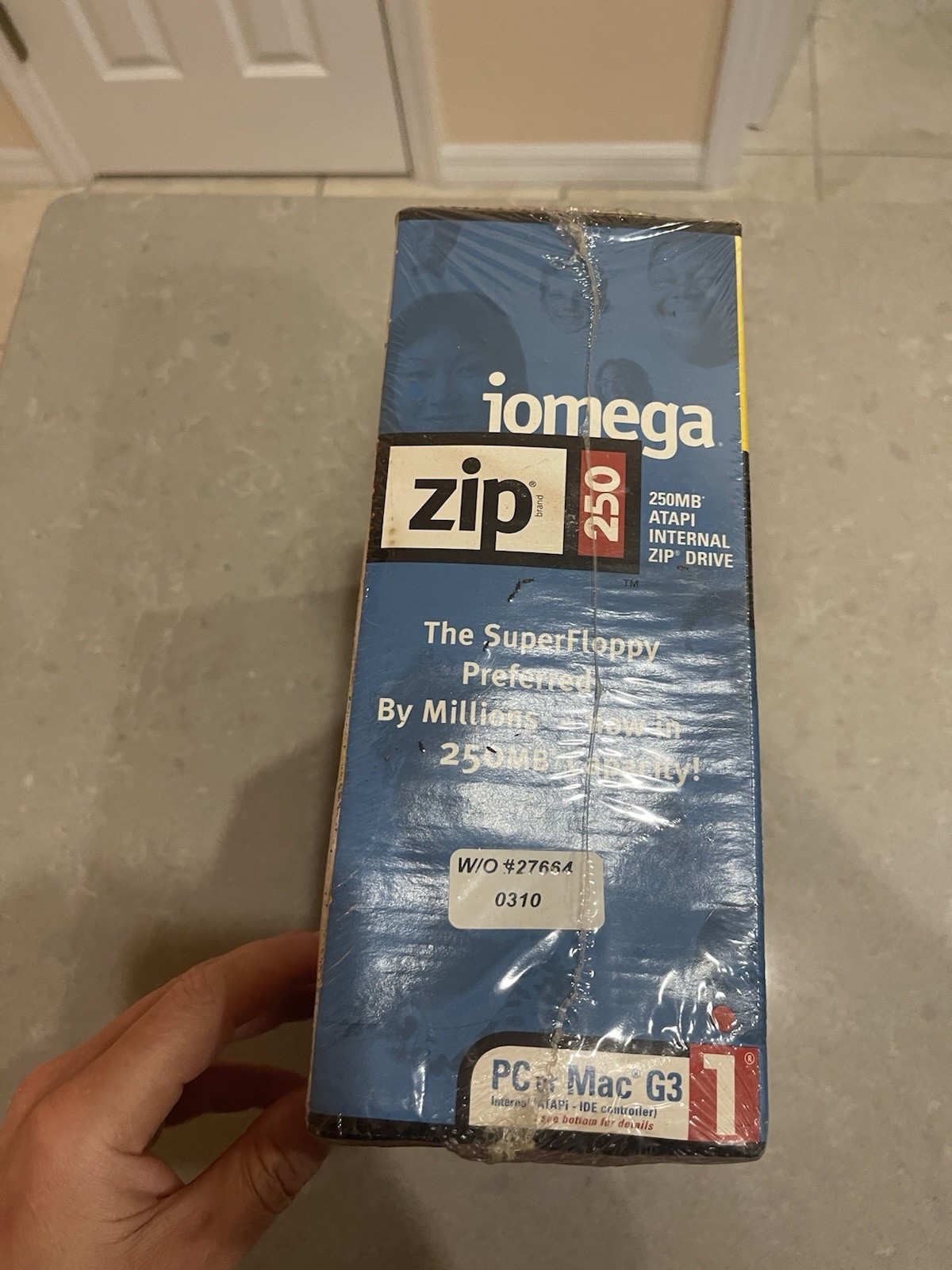 Iomega Zip 250MB ATAPI internal Zip drive Sealed - Read Description
