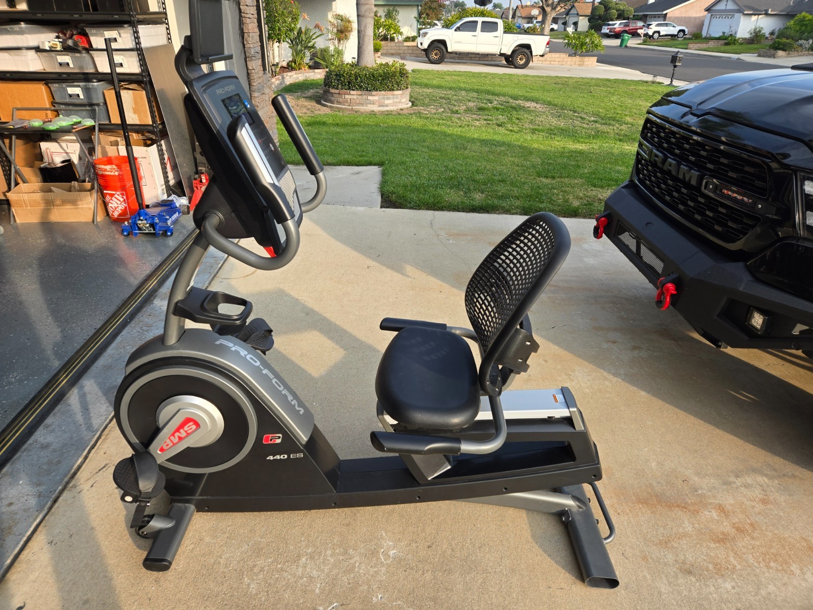 Proform 440 es Exercise Bike Stationary Bike for Home Fitness Workout Bike