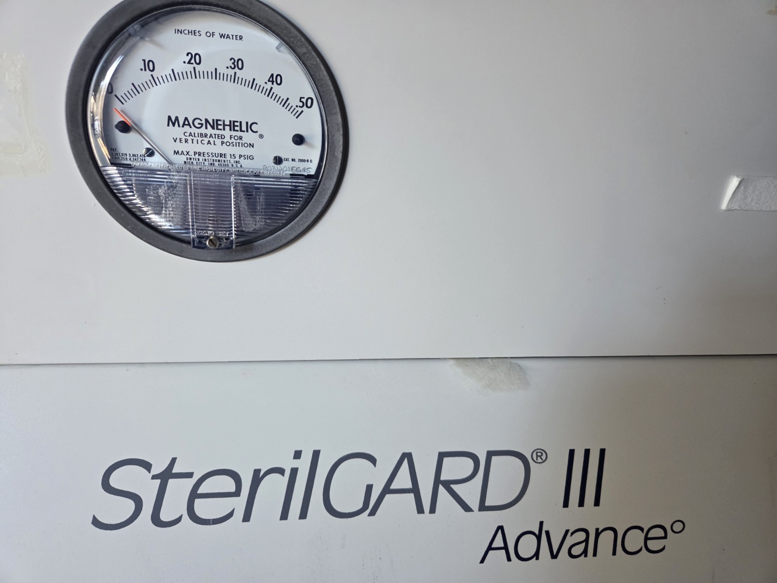 Baker Sterilgard III Advance SG603 Class II 6' with Legs, Used, Decontaminated