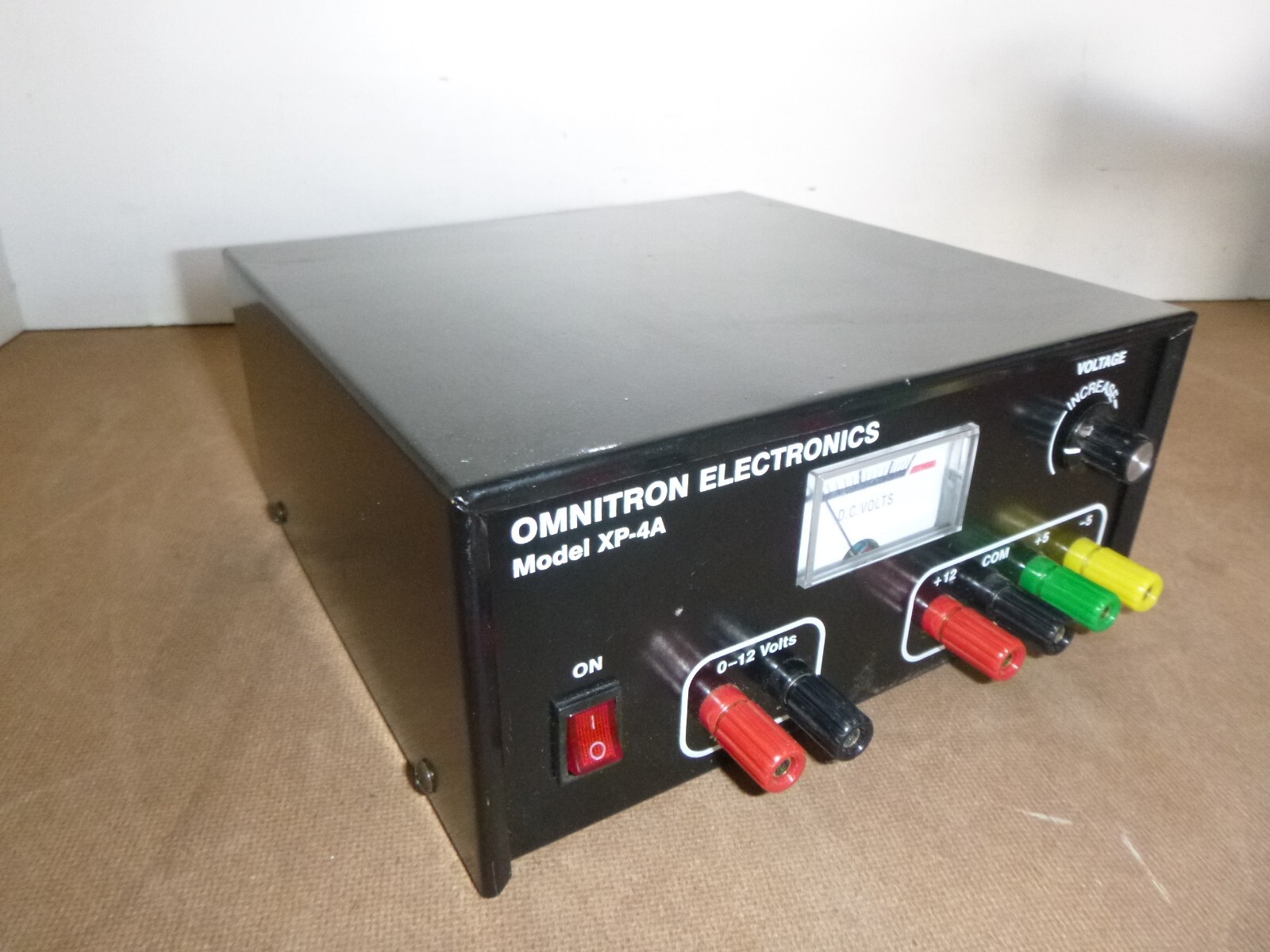 Omnitron Electronics Model XP-4A Variable DC Power Supply 0-12V
