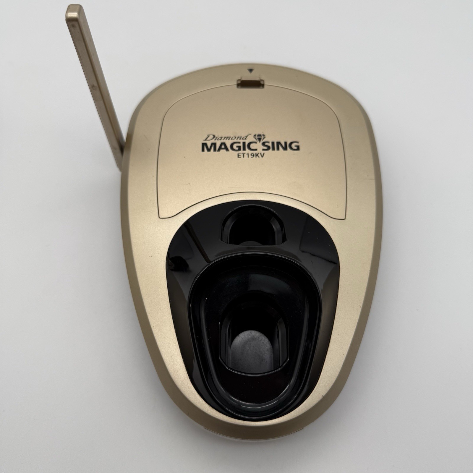 Diamond Magic Sing ET19KV Karaoke With 2 Wireless Mics READ!!!