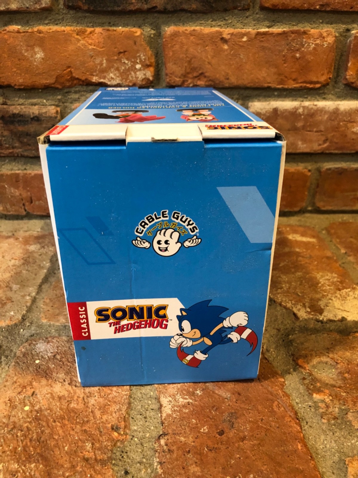 Amy Rose Controller Holder & Phone Holder | Cable Guys | Sonic The Hedgehog