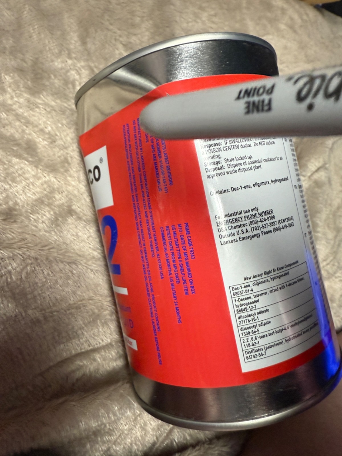 ROYCO (1) Hydraulic Fluid 0.946L, Red 782