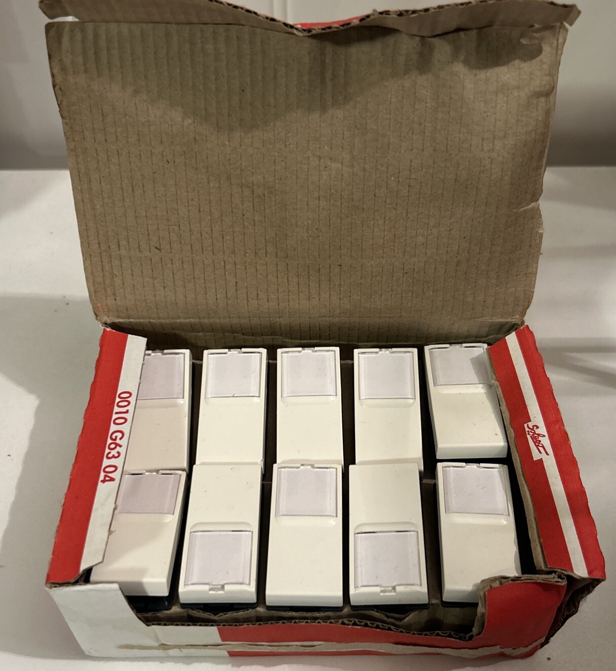 Legrand-10 Pack Open Box NEW 2 Way Switch W/Label Holder 73003 Mosaic FAST SHIP