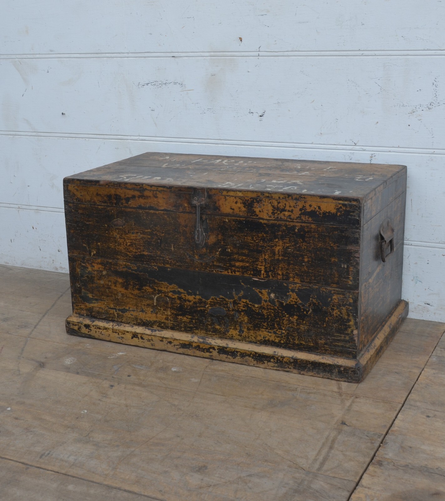 Reclaimed teak storage Trunk with multicolor distressed finish