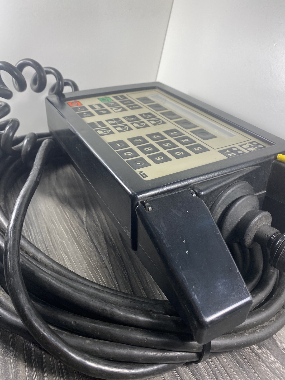 ABB YB560100-EA YB560100EA Teach Pendant S3 Operator - USA